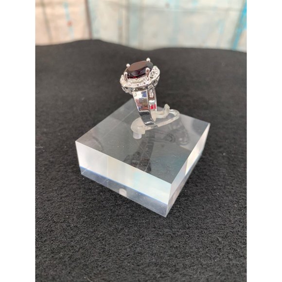 Red Stone Ring - Picture 4 of 7